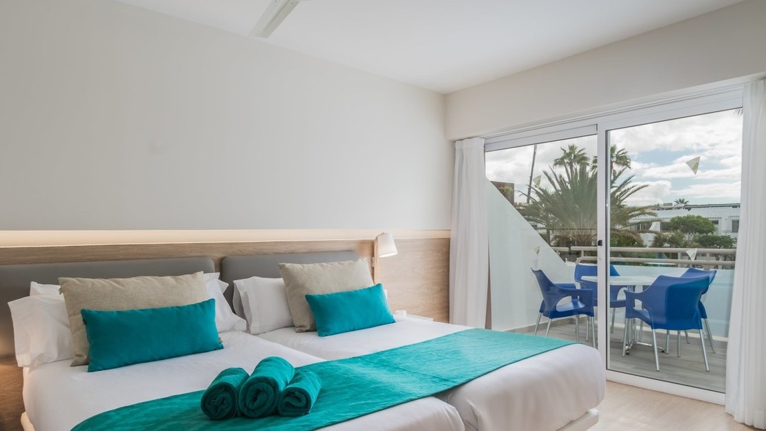  Pool and Garden Junior Suite